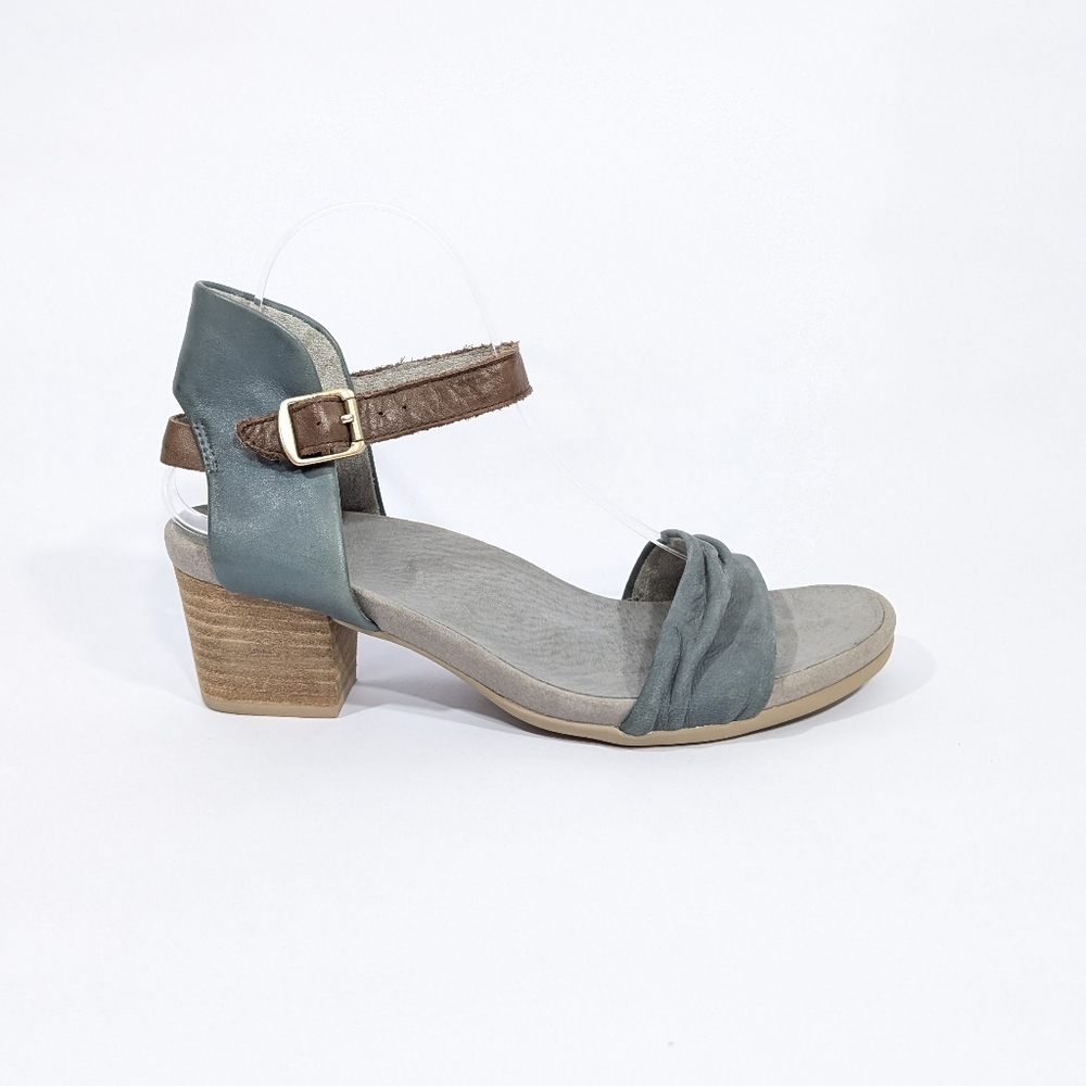 Earth Sandals sz 9 NEW Ivy Symphony Women blue Leather Shoes Block Heel